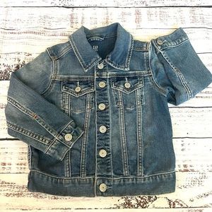 Gap Jeans Girl’s denim jacket size 3T